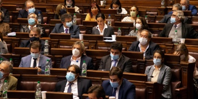 Diputados en cuarentena tras positivo de Olmos