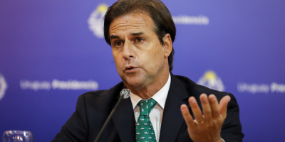 El Gobierno avanza en plan de vacunaci�n y ampl�a medidas para reducir contagios