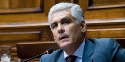 Diputado Go�i (PN): "En una democracia decide el gobierno, no los cient�ficos"