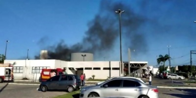 Al menos cuatro muertos en incendio en ala para covid de hospital en Brasil