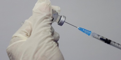 Dr. �lvaro Galiana: vacunar a adolescentes "es una decisi�n acertada"