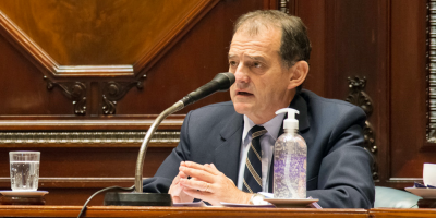 Guido Manini R�os propuso que la multa al Parlamento por velatorio de Larra�aga, la paguen quienes asistieron