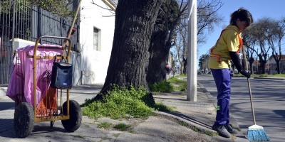 Montevideo pone en marcha los "jornales solidarios"