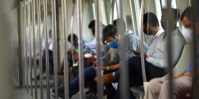 India supera las 350.000 muertes por covid mientras bajan las infecciones