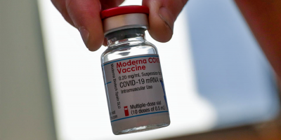 Moderna solicita autorizaci�n de emergencia a EEUU para vacunar adolescentes