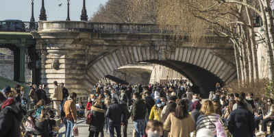 Francia debe levantar la obligaci�n de mascarilla en exteriores el 1 de julio