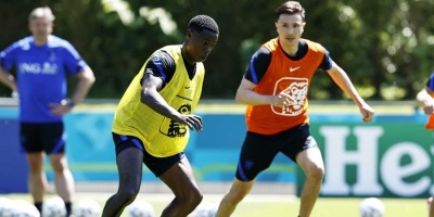 Pa�ses Bajos y Austria luchan por el liderato del grupo