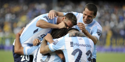 Racing triunf 3-0 ante Central y puede ser campen esta noche