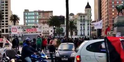 Paro general de 24 horas: el PIT-CNT se moviliz� ante la Torre Ejecutiva