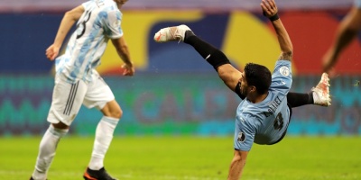 Luis Su�rez: "Tenemos que quedarnos con el segundo tiempo y corregir errores"