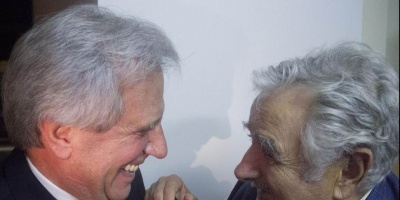 Mujica lleg al comando del Frente Amplio para saludar a Tabar Vzquez
