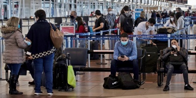 Chile confirma primer caso de la variante delta en una mujer llegada de EEUU