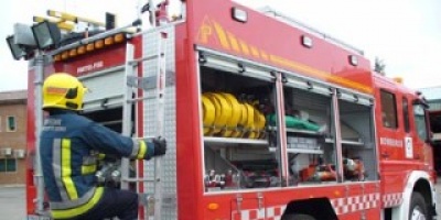Diez personas afectadas por fuga de amonaco controlada por Bomberos