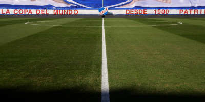 Nacional se impuso por 2 - 0 ante Pe�arol en el Parque Central