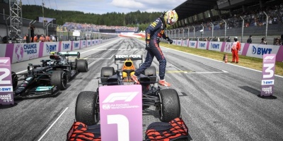 Verstappen: "Ha sido una locura, todo ha ido sobre rales"