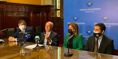 Detectan que en la administracin anterior se perdieron ms de un milln de pesos en boletos de transporte y tickets de alimentacin que se vencieron