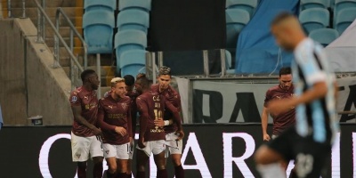 Liga elimina a Gremio de Scolari y se inscribe en los cuartos de final