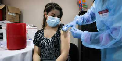 Un 70 % de poblaci�n tiene al menos una dosis de la vacuna anticovid