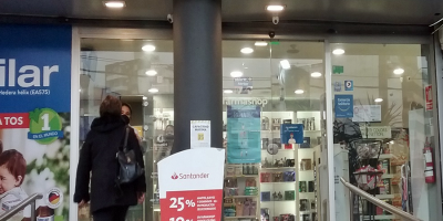 Tres adolescentes y un joven detenidos tras robo a una farmacia en Malv�n 