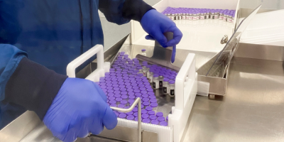 EE.UU. compra otros 200 millones de dosis de la vacuna de Pfizer