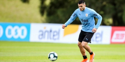 El uruguayo Maxi G�mez se une a los entrenamientos