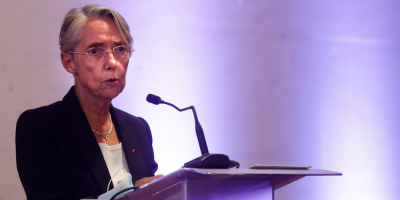 No respetar el certificado de vacunaci�n en Francia podr�a acarrear despidos