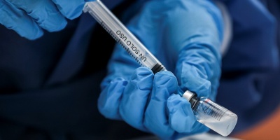 Turismo de vacunas, un salvavidas para un sector vapuleado