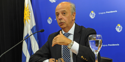 Garc�a solicit� la renuncia del presidente del Supremo Tribunal Militar