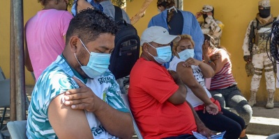 La OMS pide que pa�ses retrasen tercera dosis de vacunas anticovid