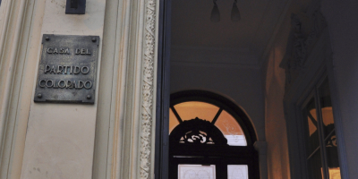 Legisladores colorados indicaron que Andrade "omiti� declarar sus deudas"