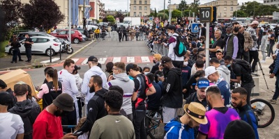 Messi se hace esperar entre rumores sobre la fecha de su llegada