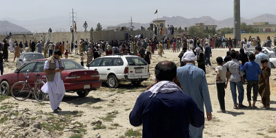 La comunidad internacional pide asegurar que afganos puedan abandonar el pa�s