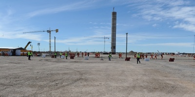 Lacalle se reuni� con UPM; empresa asegura que obras avanzan "de acuerdo con el plan"