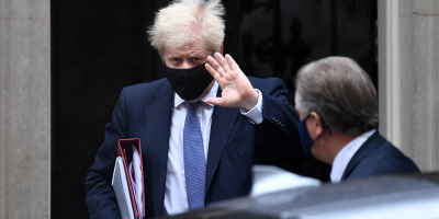 Johnson pedir� a Biden aplazar retirada de Afganist�n para m�s evacuaciones