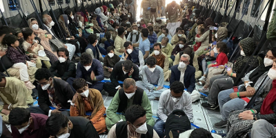 EE.UU. informa que 19.000 personas fueron evacuadas de Kabul este martes