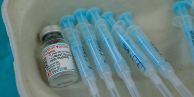 Moderna termina el proceso para pedir aprobaci�n total de su vacuna anticovid