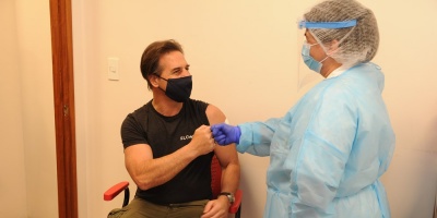 Gobierno firm� preacuerdo con Pfizer para comprar cuatro millones y medio de vacunas anticoronavirus