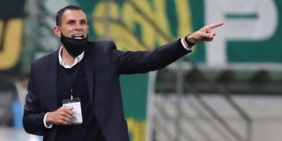 Una d�bil campa�a saca a Gustavo Poyet de la Universidad Cat�lica