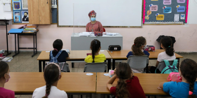 Israel comienza el curso escolar tras registrar un r�cord de casos diarios