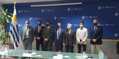 Santiago Urrutia correr� oficialmente en Uruguay