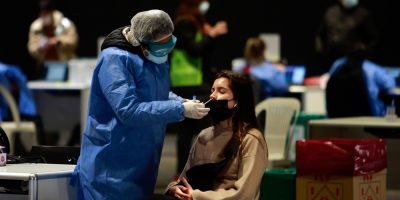 Argentina recibe 570.000 dosis de Sinopharm y llega a 55 millones de vacunas