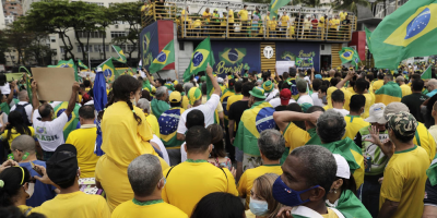 Miles de manifestantes se concentraron en Brasilia a la espera de Bolsonaro