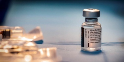 Asesores sobre vacunas analizan este mi�rcoles sobre eventual tercera dosis para inoculados con Pfizer y Astrazeneca