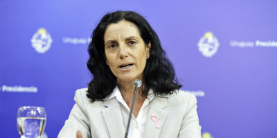 Arbeleche dijo que el Frente Amplio intenta instalar �falsedades� y �barbaridades que se repiten, como que los ni�os com�an pasto�