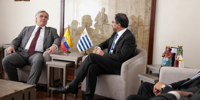 Gobierno firm� memorando para estrechar lazos diplom�ticos con Ecuador