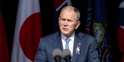 Bush defiende luchar contra los extremistas violentos dentro y fuera de EEUU
