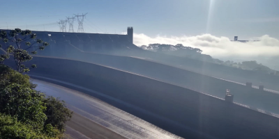 Brasil crea nueva estatal para operar centrales nucleares y represa Itaip�