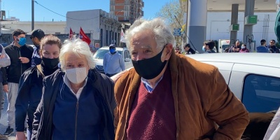 Mujica dijo que la movilizaci�n del PIT-CNT  "es pol�tica, ya que son trabajadores reclamando por mejoras laborales"