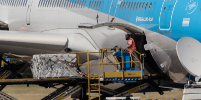 Argentina recibe 2.872.000 dosis de Sinopharm y supera 63 millones de vacunas