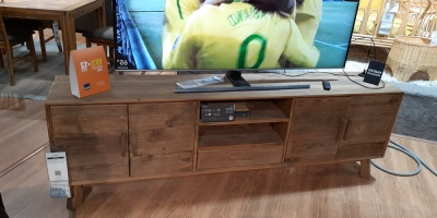 Trabajadores de Free shops despedidos reclaman �mbito de negociaci�n